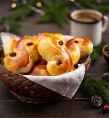 Szafranowe bułeczki lussekatter