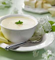 Jemná celerová polévka s ovesnými vločkami