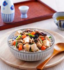 鹽麴野菇豆腐蓋飯