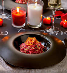 Tagliolini alla barbabietola con porri e scorfano (per 2 persone)