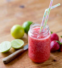Jordbær caipiroska