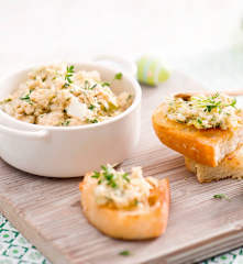 Pasta jajeczna z makrelą i chrzanem