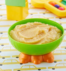 Papilla de plátano, durazno y manzana