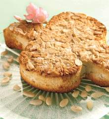 Colomba pasquale alle mandorle