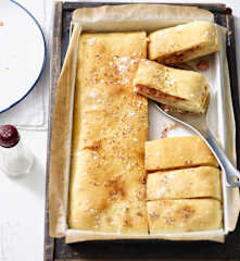 Focaccia mit Salsiccia