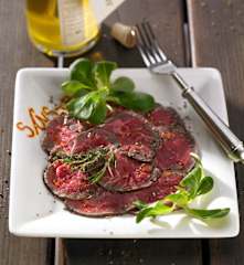 Carpaccio von gebratenem Rinderfilet