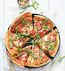 Tomaten-Rucola-Pizza