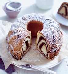 Scroll bundt cake