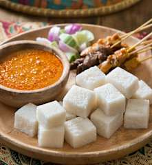 Nasi impit (compressed rice cakes)