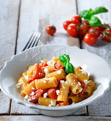 Pasta feta e pomodorini