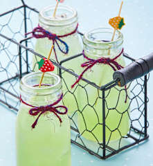 Agua de pepino y limón