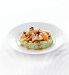 Capesante al pepe rosa con purè verde