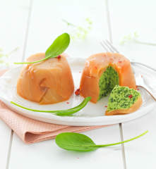 Dariole de saumon fumé aux épinards frais