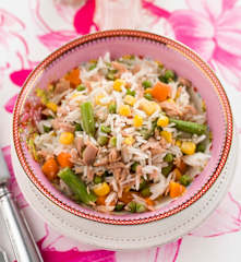 Salada de arroz com atum