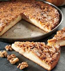Pastel de manzana con crujiente de nuez