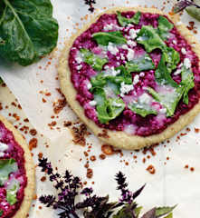 Pizza de remolacha y kale