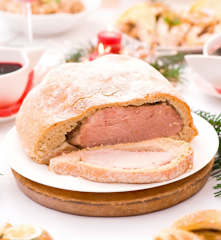 Szynka w cieście chlebowym