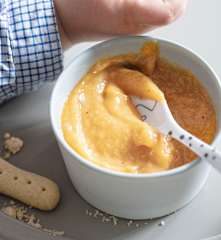Compote d'abricots et petits boudoirs