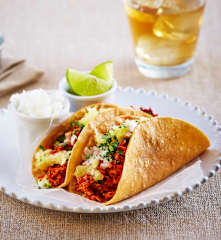 Tacos z szarpanym kurczakiem al pastor