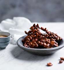 Sweet spiced nuts