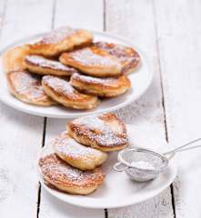 Racuszki drożdżowe z jabłkami