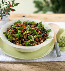 Ensalada de quinoa roja