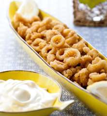 Lulas crocantes com maionese