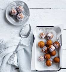 胡萝卜杏子椰丝球