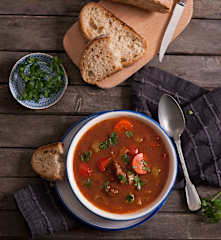 Zupa z wołowiną na ostro