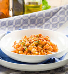 Curry de garbanzos (Chana masala)