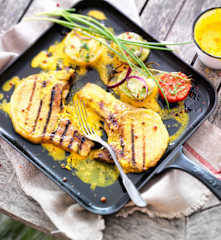 Marinade au curcuma frais (pour côtelettes de porc)