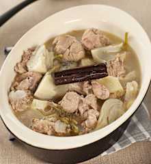 Estofado de cordero con hinojo