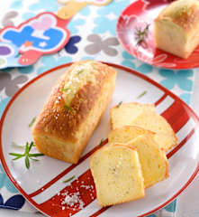 普羅旺斯迷迭香海鹽磅蛋糕