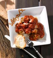 Currywurst mit Sansibar Currysauce