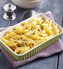 Zapiekanka makaronowa z kalafiorem i serem