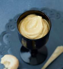 Menu prêt à l'avance - Sorbet à la mangue et à la pêche et amaretti