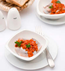 Śledzie w zalewie paprykowej