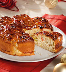 Brioche con frutas y pasas