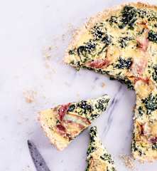 Quiche de espinafres e bacon