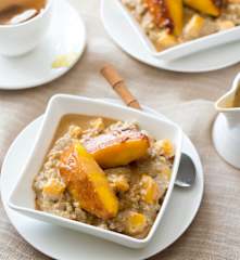 Kokosová quinoa s pečeným mangem