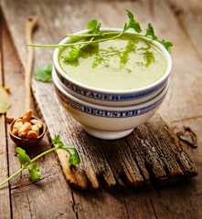 Pesto coriandre, gingembre, coco et cacahuètes