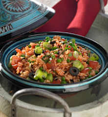 Reissalat mit Paprikadressing