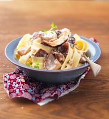 Tagliatelle aux cèpes et au parmesan