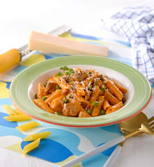 粉紅醬豬肉筆管麵