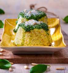 Tortino di zucchine con pesto di basilico e limone