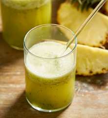 Sumo de ananás e hortelã (fresco)