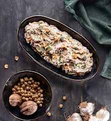 Ekmeksiz Çerkez Tavuğu