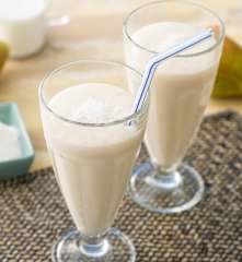 Batido de coco y pera (sin lactosa)