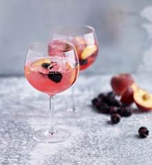 Gin de pêssego e amora