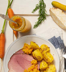 Wurzelgemüsesalat essigsauer eingelegt